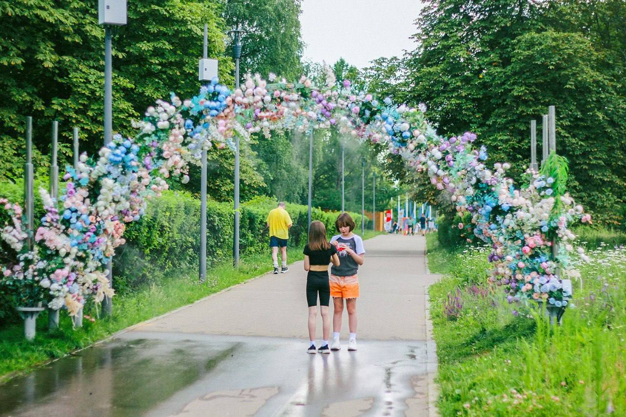Фото Парк имени 50-летия Октября - развлечение в Москве | Досугатор
